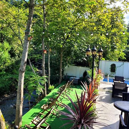 River Boutique Hotel Batoumi Extérieur photo