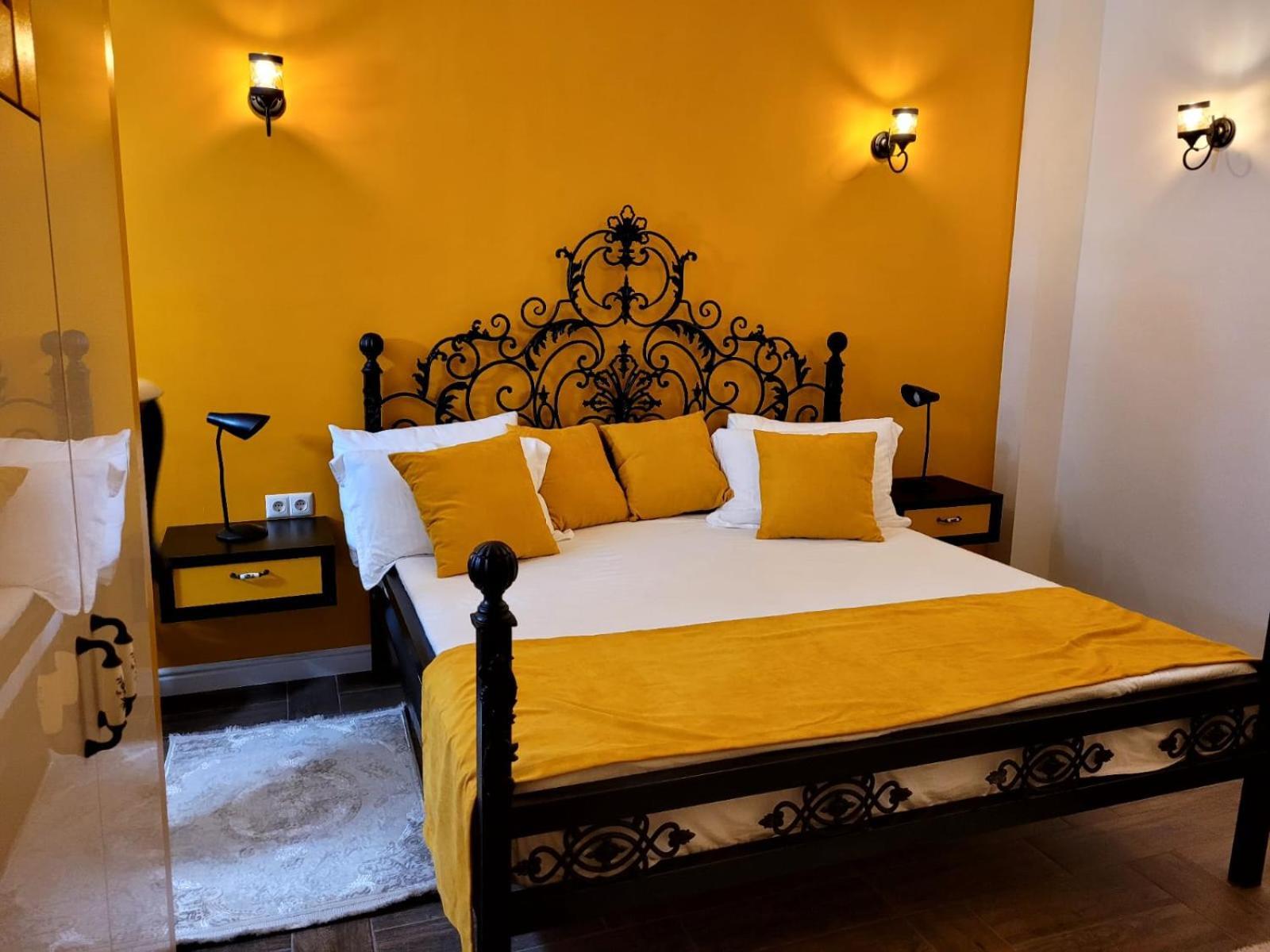 River Boutique Hotel Batoumi Extérieur photo